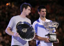 delikat Pebish Suri Australian Open 2011 (Final) – Novak Djokovic
